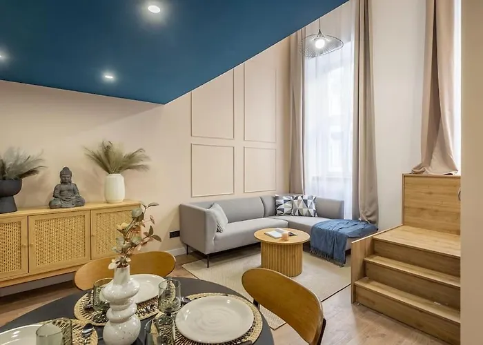 Downtown Comfort One